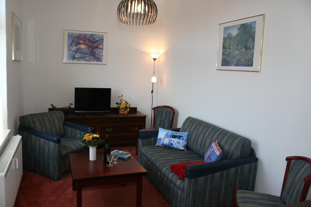 Garni Eden Hotels Villa Dora Heringsdorf  Exterior photo